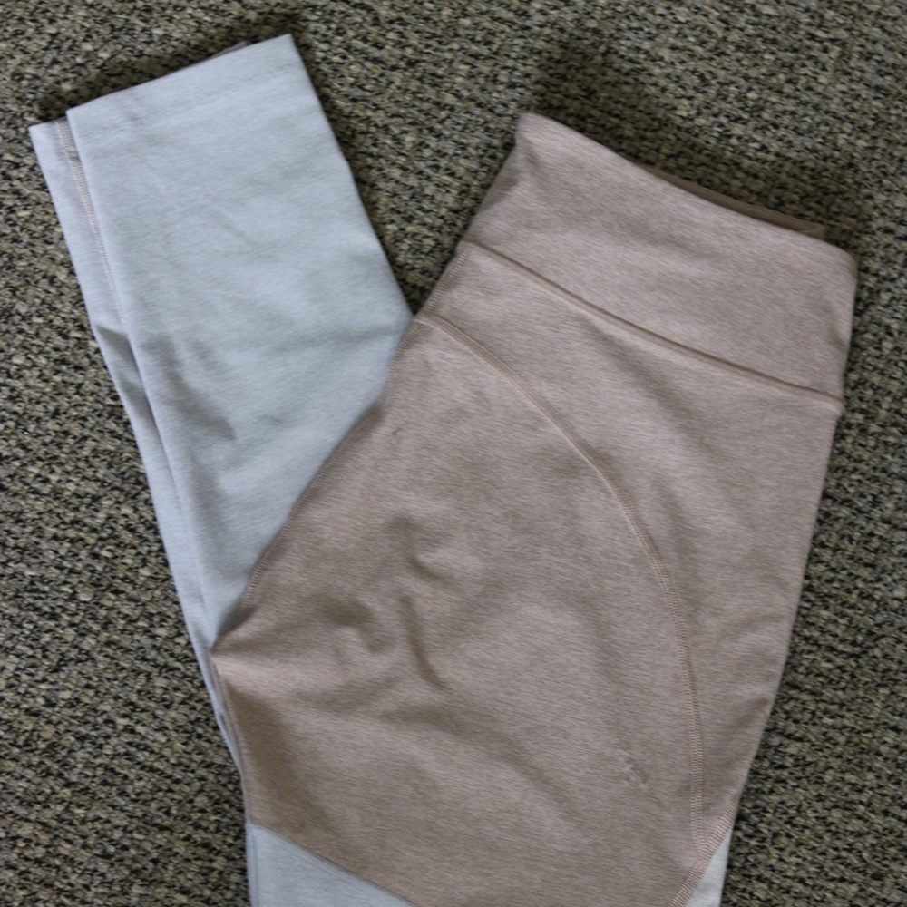Outdoor Voices leggings size L